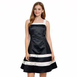 Jessica McClintock Black/White Strapless Dress